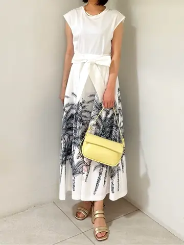 GRACE CONTINENTAL MORITA AI コーディネート画像