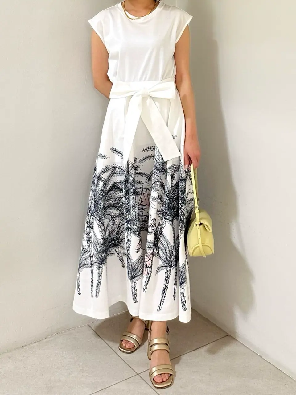 GRACE CONTINENTAL MORITA AI コーディネート画像