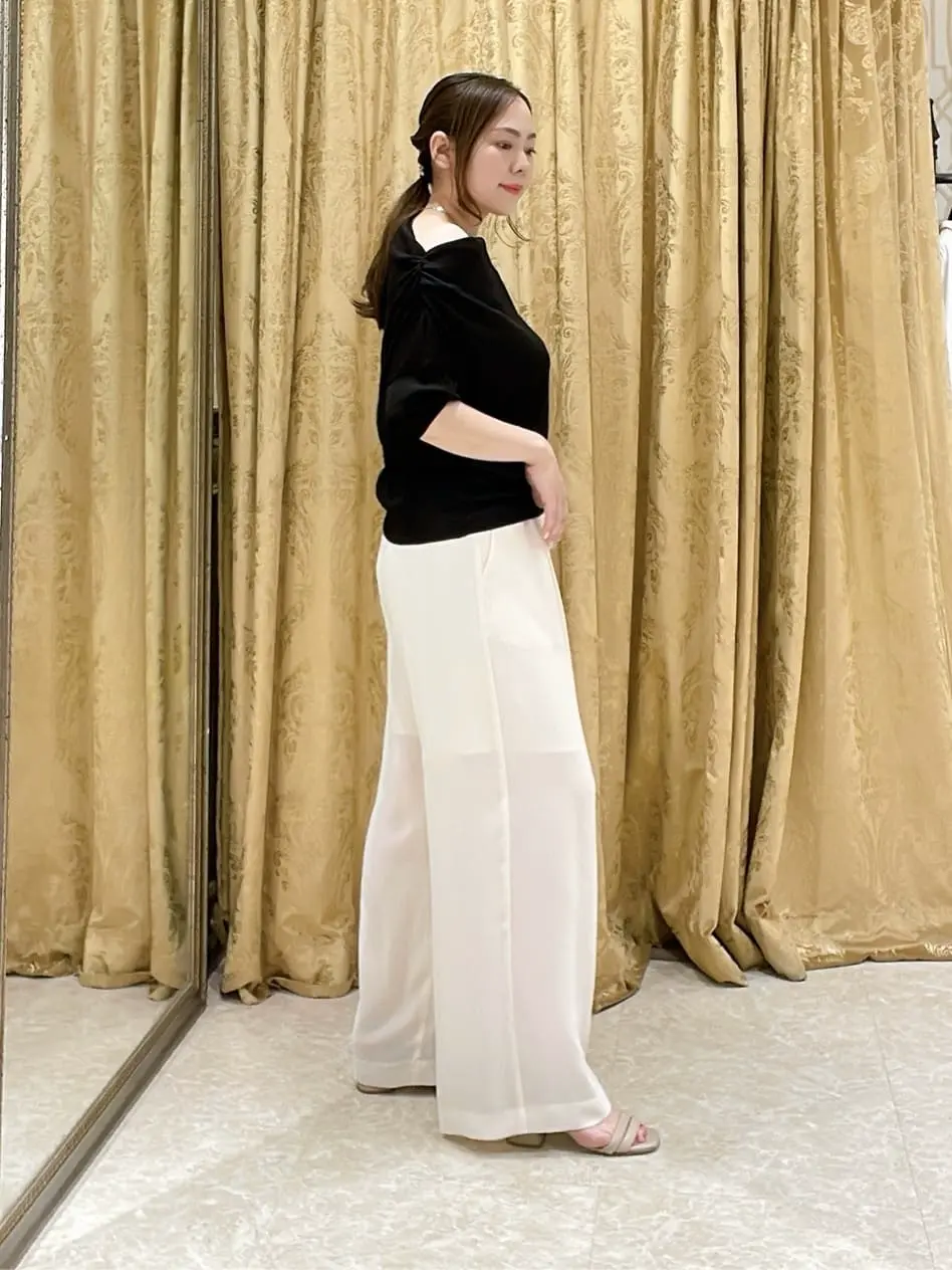 GRACE CONTINENTAL 泉　敦子 コーディネート画像