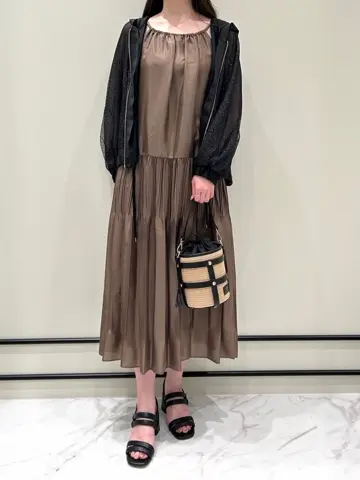 GRACE CONTINENTAL Taura コーディネート画像