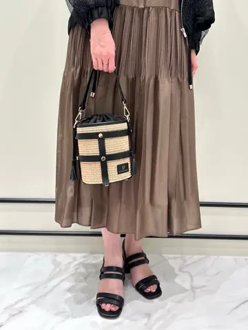 GRACE CONTINENTAL Taura コーディネート画像