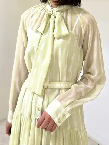 GRACE CONTINENTAL MORITA AI コーディネート画像