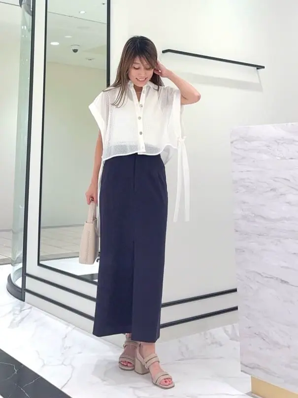 GRACE CONTINENTAL yukimi yonee コーディネート画像