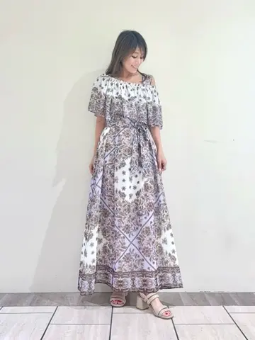 GRACE CONTINENTAL yukimi yonee コーディネート画像