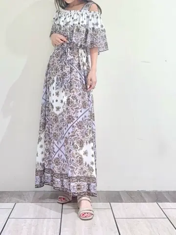 GRACE CONTINENTAL yukimi yonee コーディネート画像