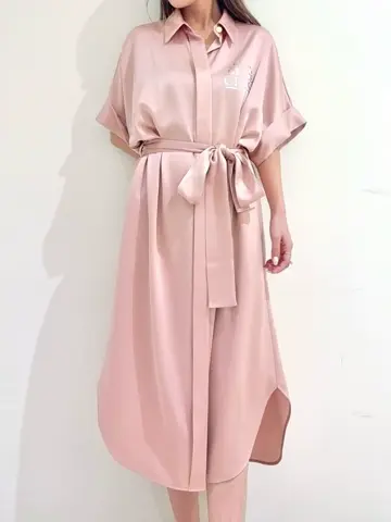 GRACE CONTINENTAL yukimi yonee コーディネート画像