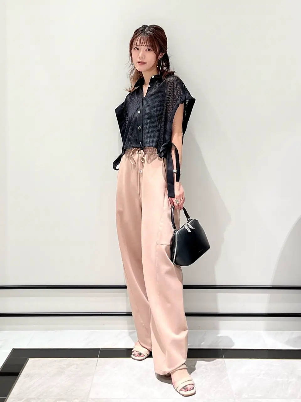 GRACE CONTINENTAL A.Kameyama コーディネート画像