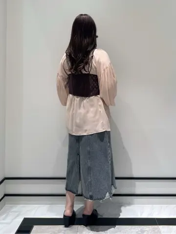 GRACE CONTINENTAL MOMOKO コーディネート画像