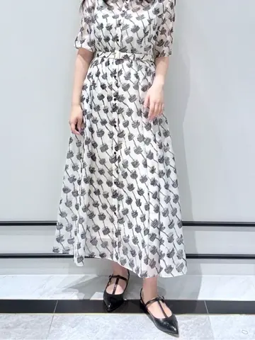 GRACE CONTINENTAL 森南海 コーディネート画像