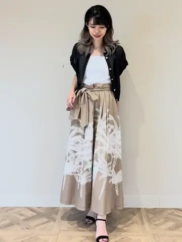 GRACE CONTINENTAL FUKUSHIMA YURIE コーディネート画像