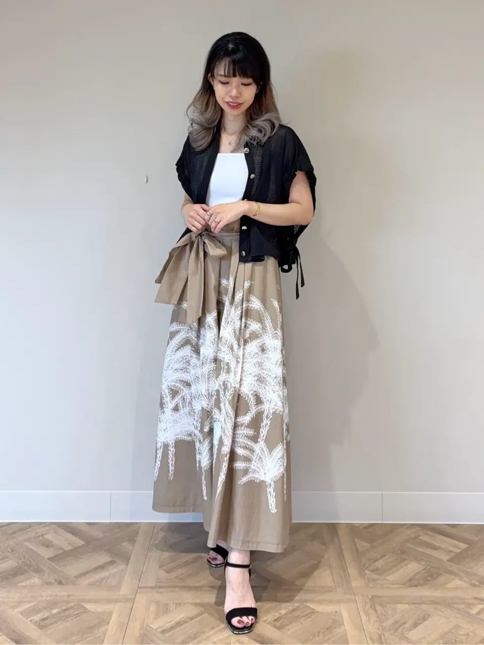 GRACE CONTINENTAL FUKUSHIMA YURIE コーディネート画像