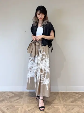 GRACE CONTINENTAL FUKUSHIMA YURIE コーディネート画像