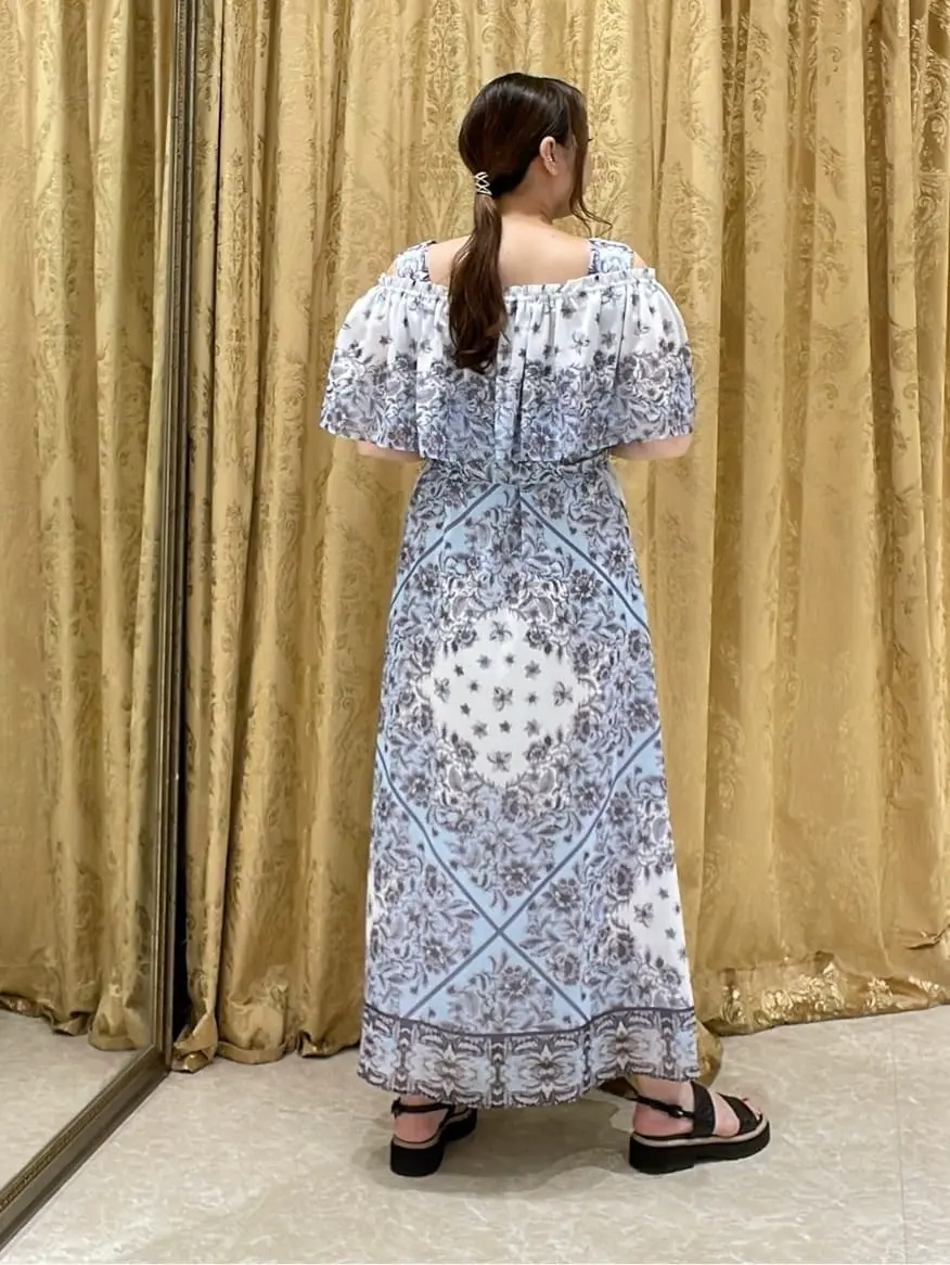 GRACE CONTINENTAL 泉　敦子 コーディネート画像