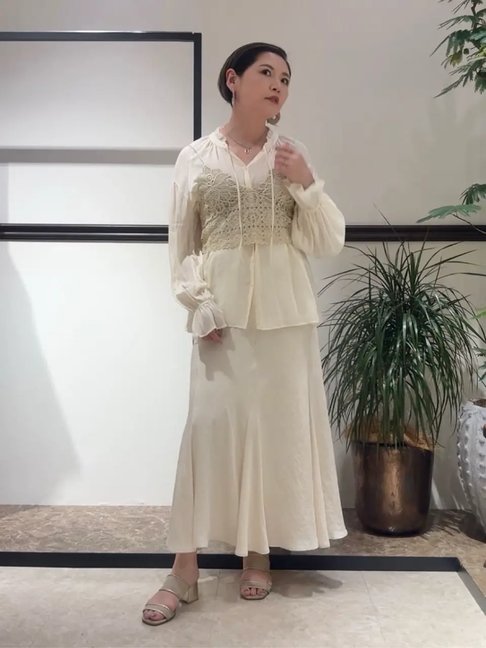 GRACE CONTINENTAL N.YURI コーディネート画像