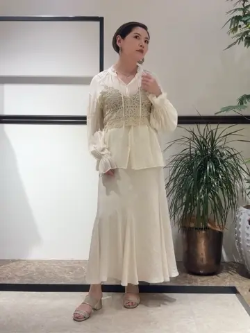 GRACE CONTINENTAL N.YURI コーディネート画像