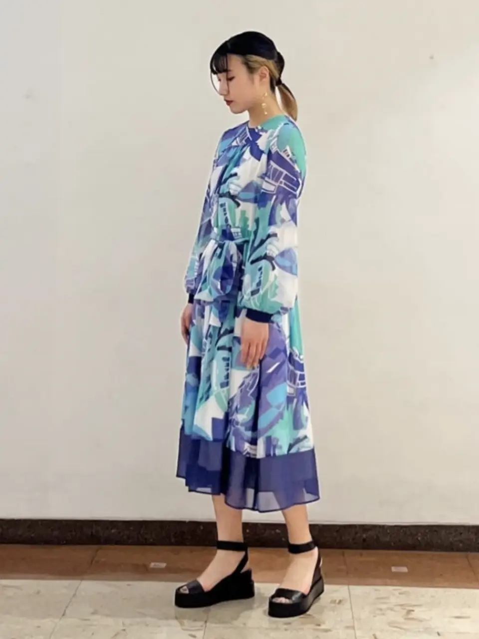 GRACE CONTINENTAL CHISAKO.S コーディネート画像