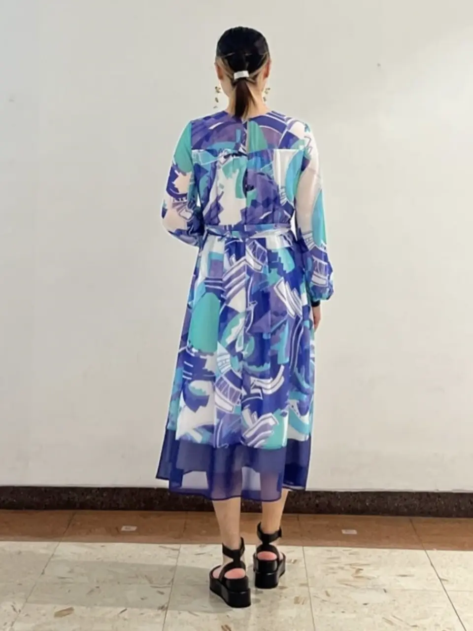 GRACE CONTINENTAL CHISAKO.S コーディネート画像