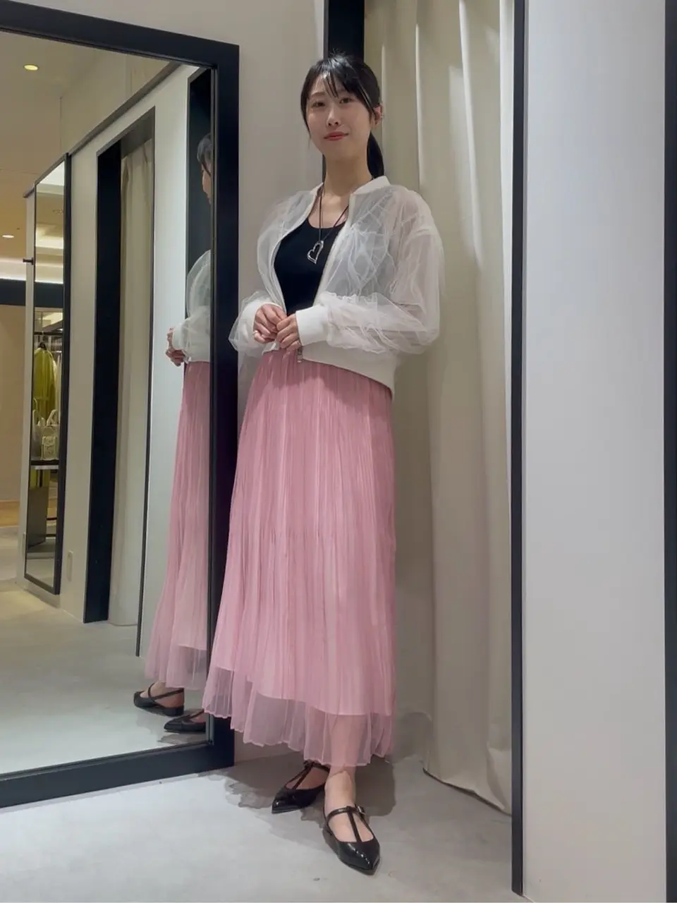 GRACE CONTINENTAL 端場　わかな コーディネート画像