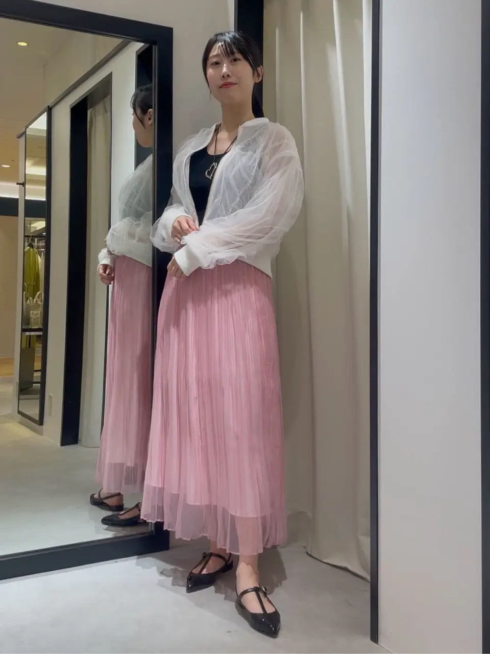 GRACE CONTINENTAL 端場　わかな コーディネート画像