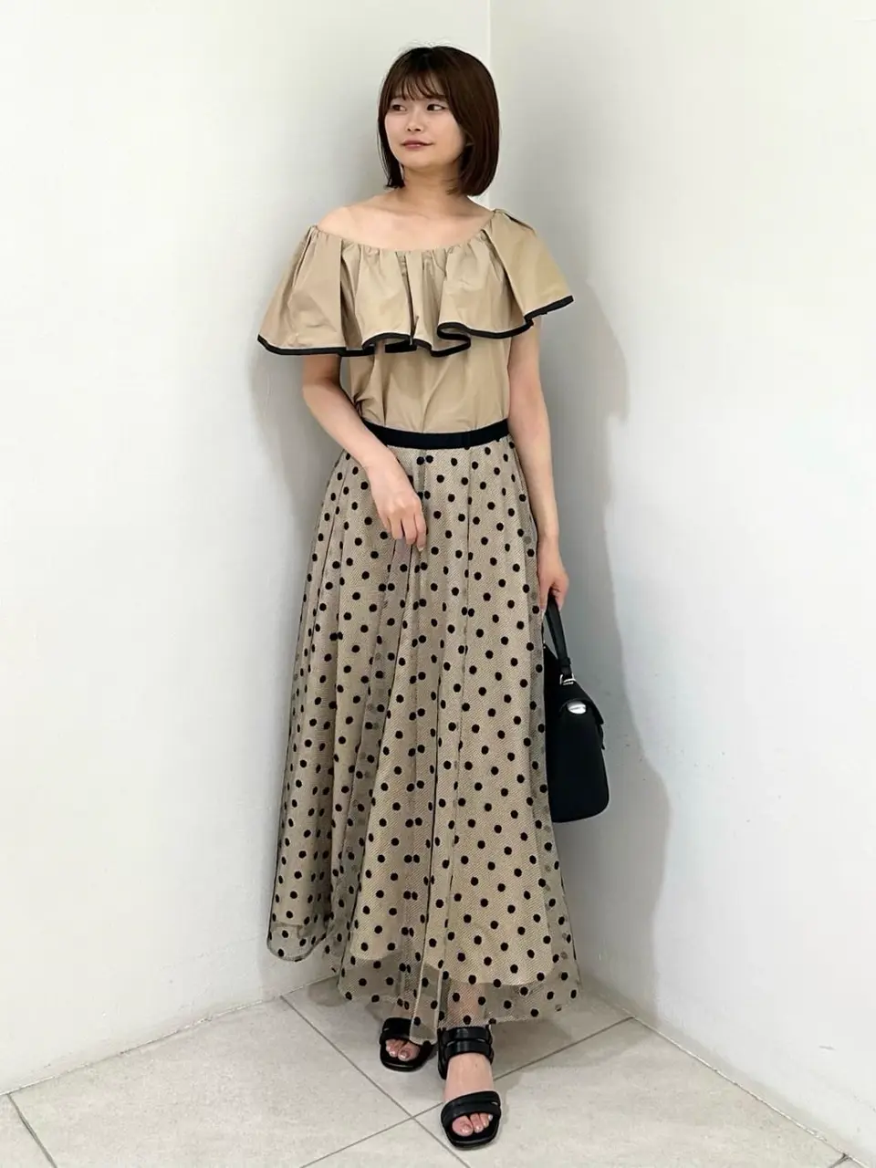 GRACE CONTINENTAL MORITA AI コーディネート画像