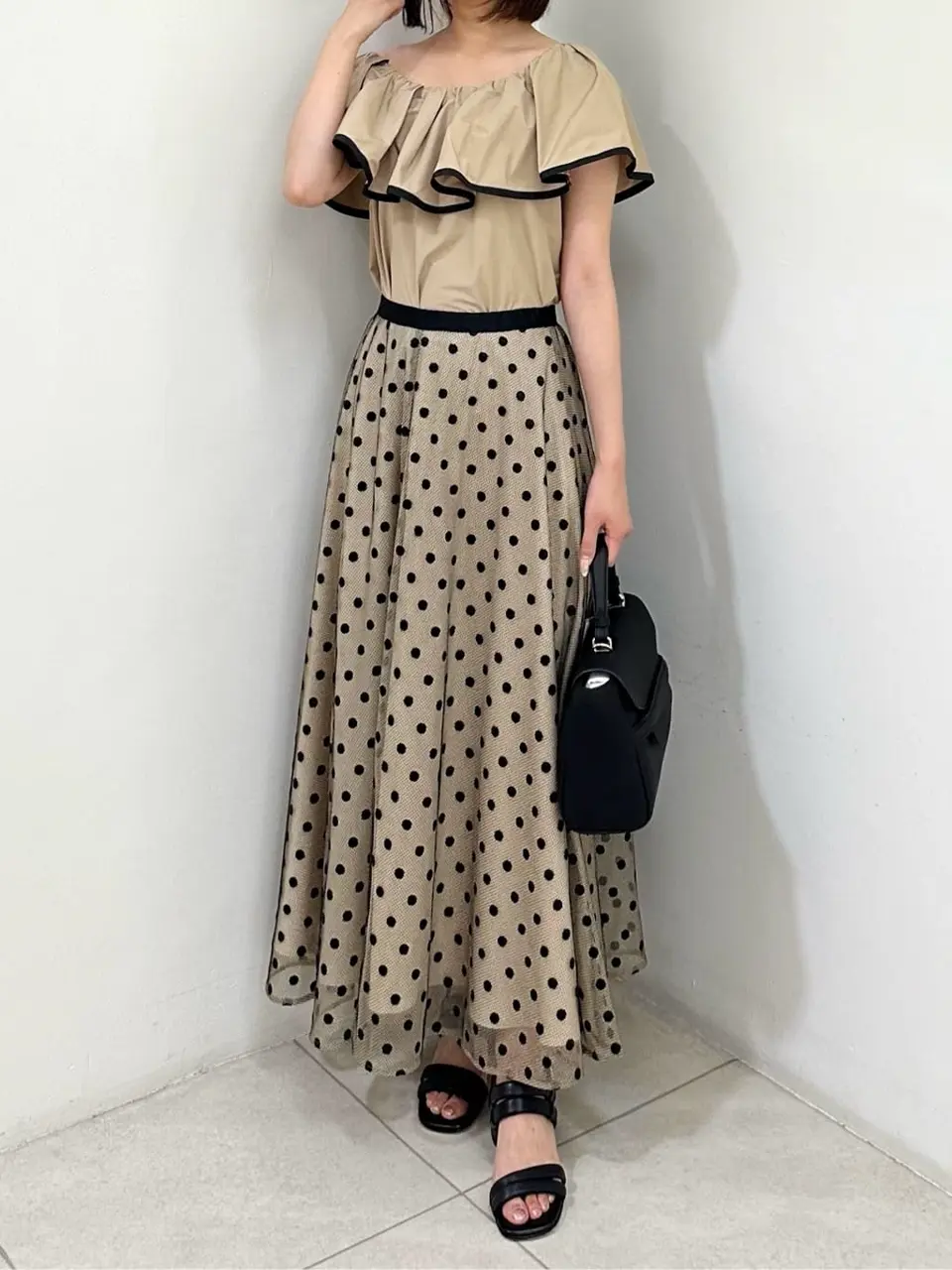 GRACE CONTINENTAL MORITA AI コーディネート画像