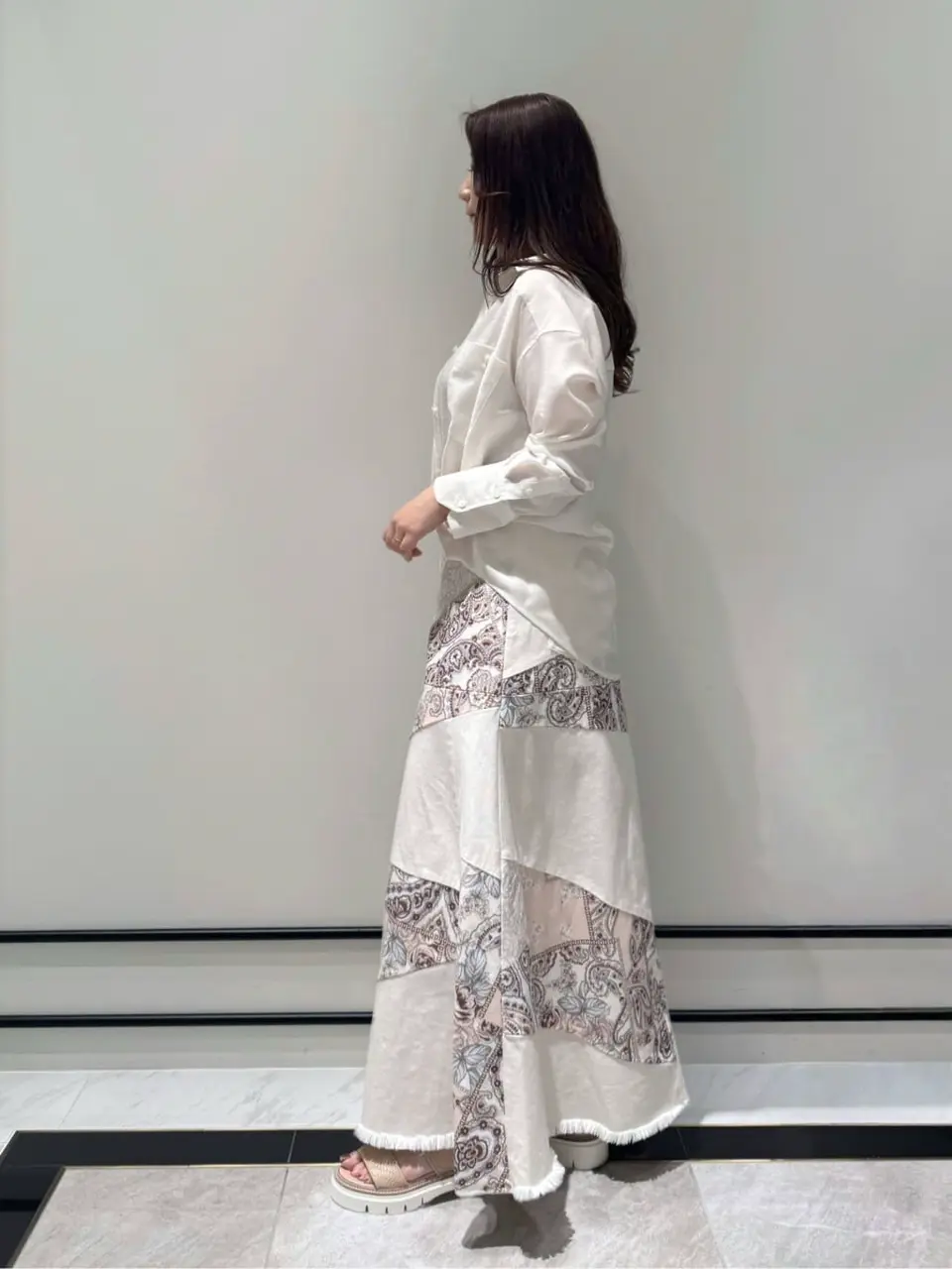 GRACE CONTINENTAL MOMOKO コーディネート画像