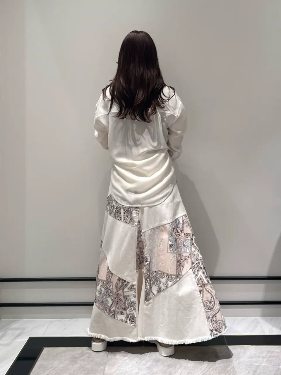 GRACE CONTINENTAL MOMOKO コーディネート画像