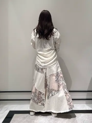 GRACE CONTINENTAL MOMOKO コーディネート画像