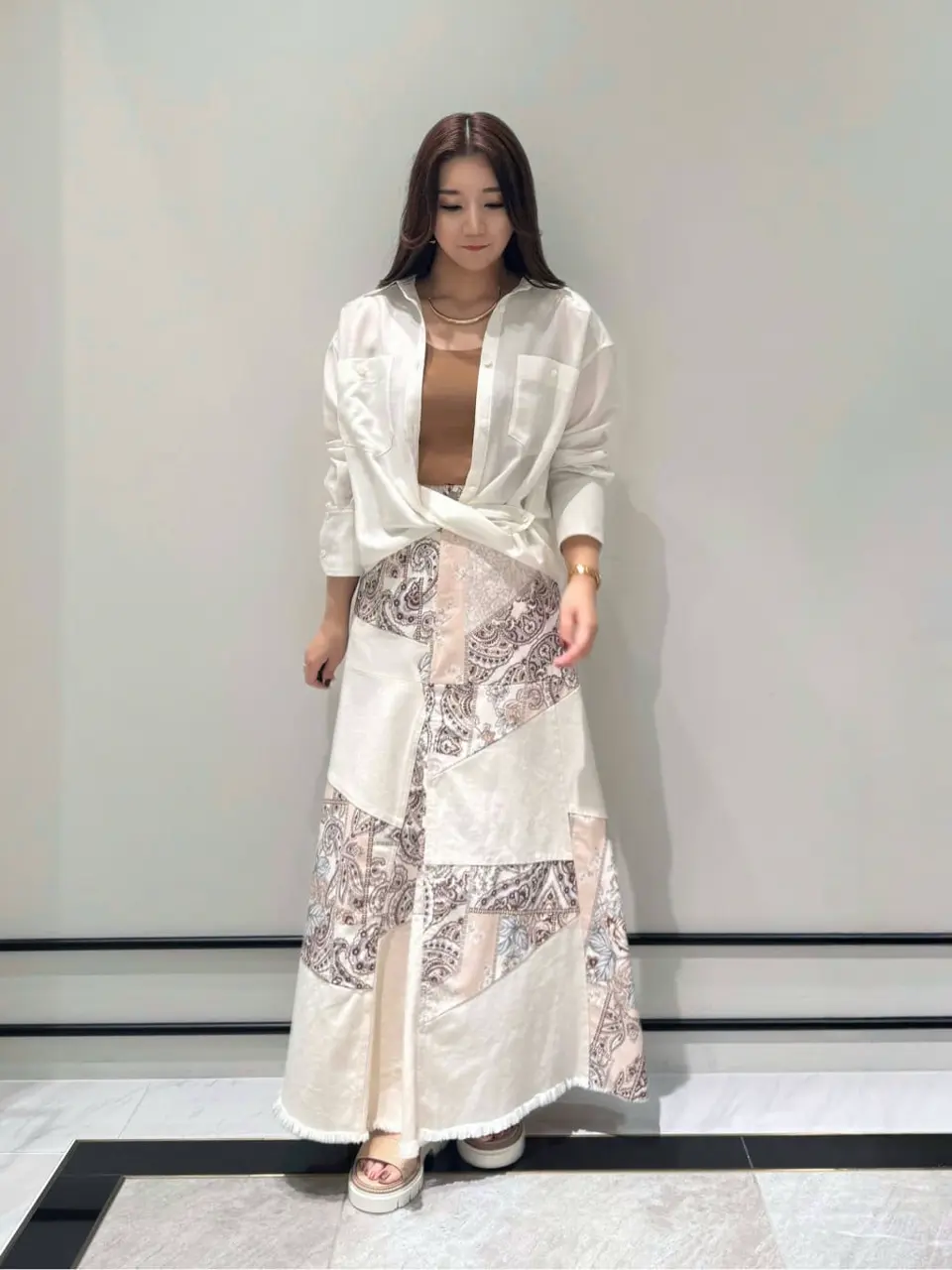 GRACE CONTINENTAL MOMOKO コーディネート画像