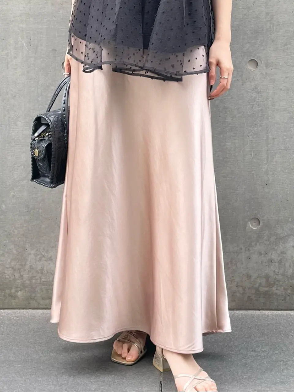 GRACE CONTINENTAL minami コーディネート画像