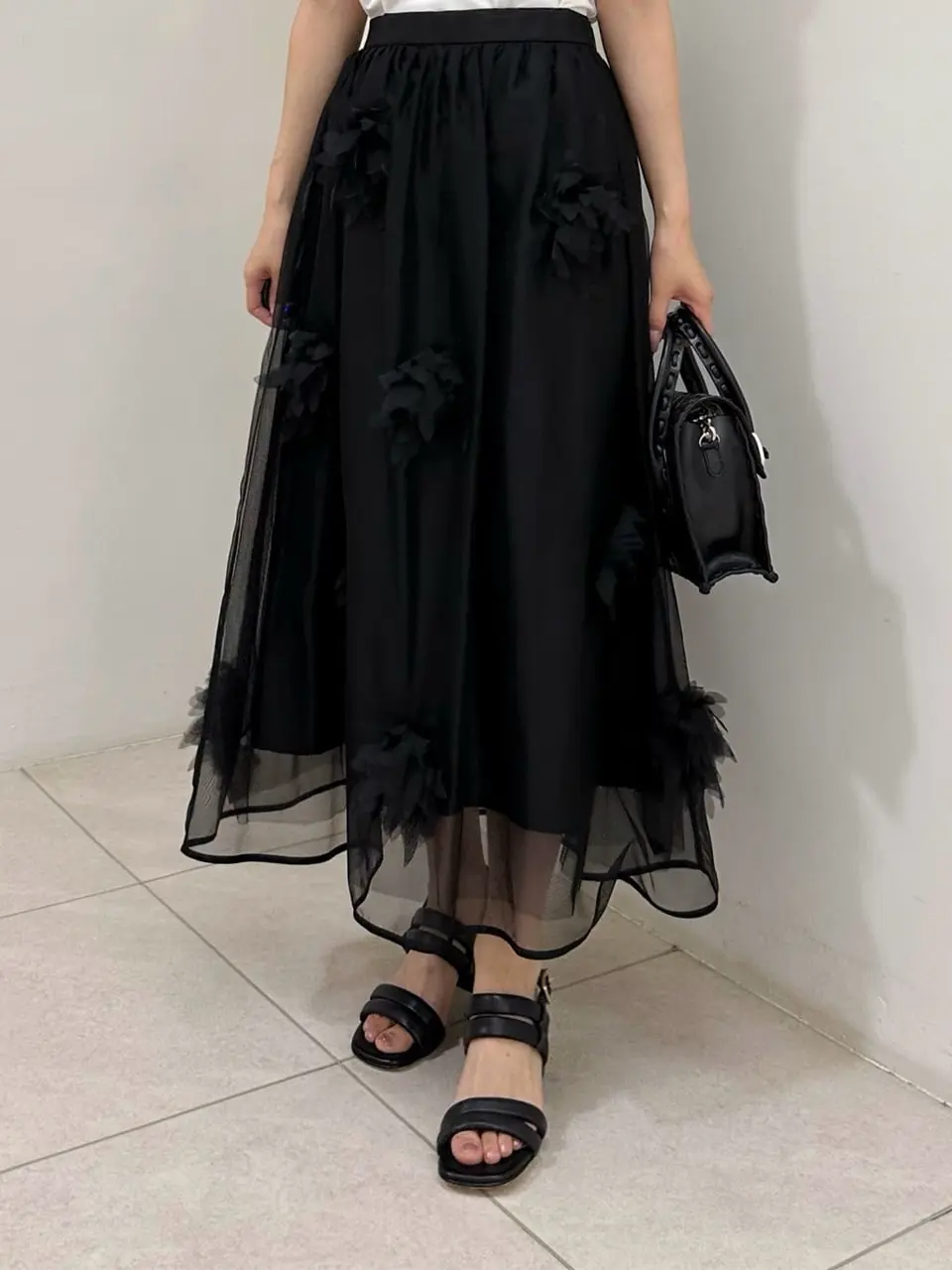 GRACE CONTINENTAL MORITA AI コーディネート画像