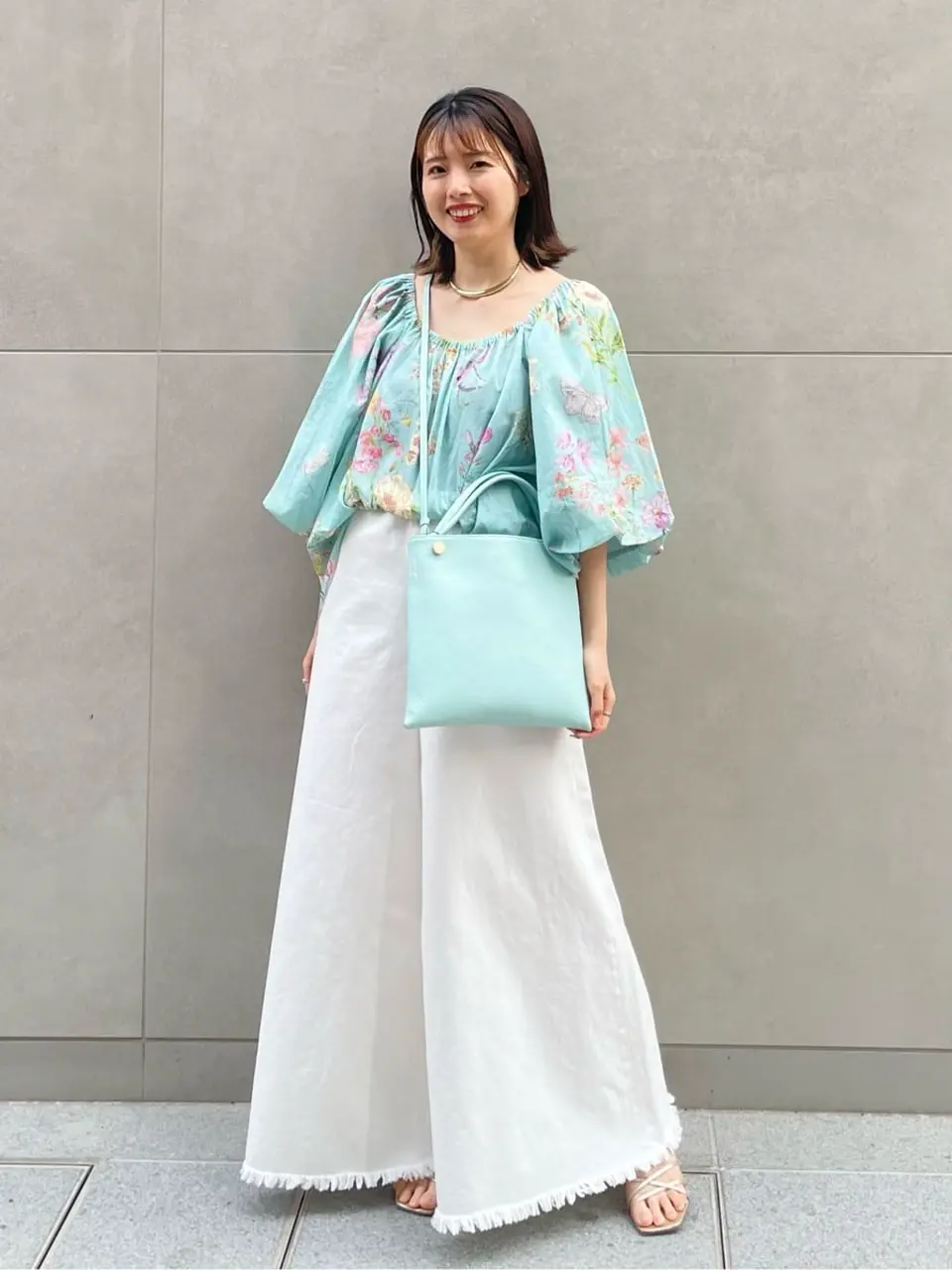 GRACE CONTINENTAL minami コーディネート画像