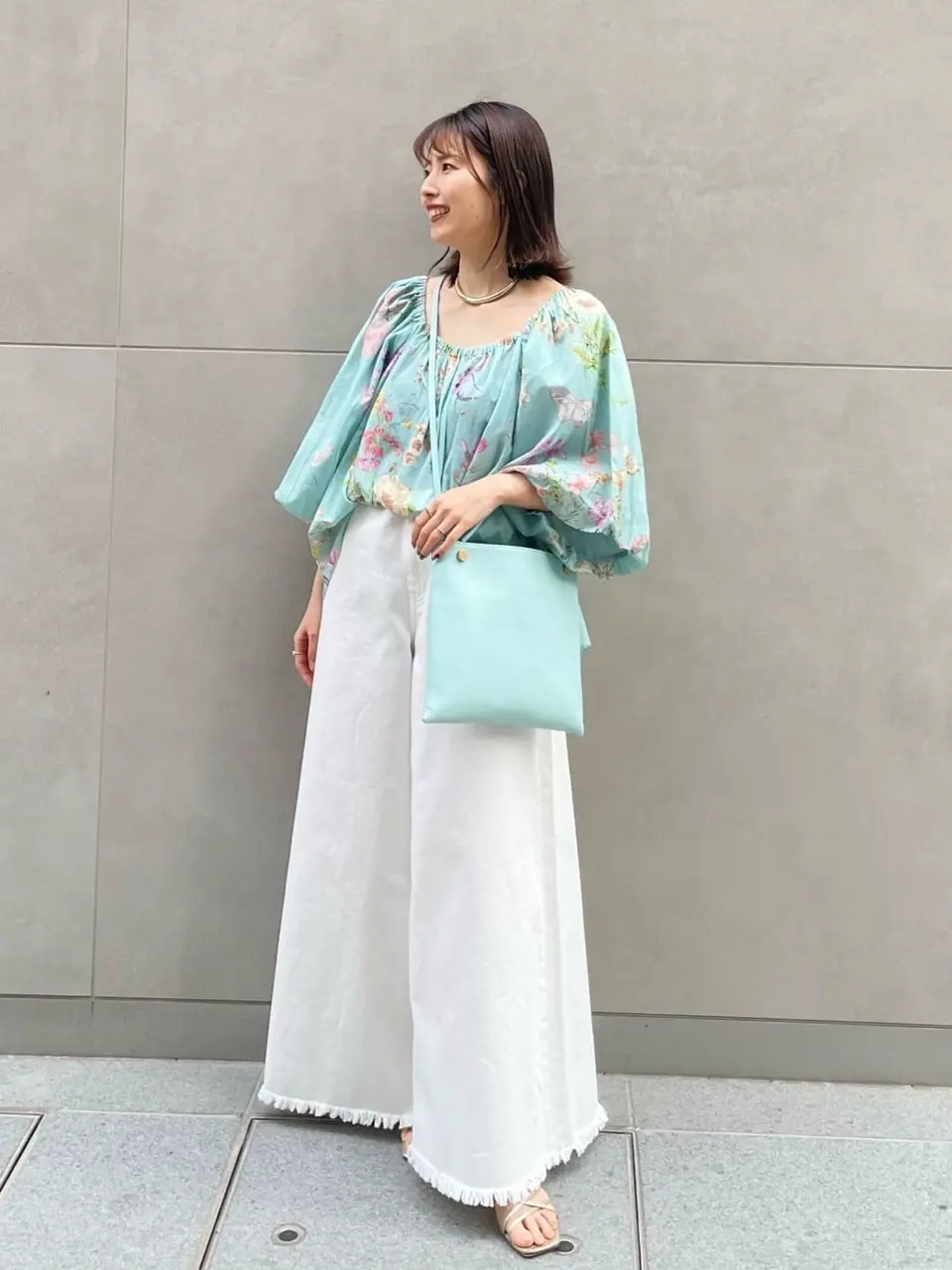 GRACE CONTINENTAL minami コーディネート画像