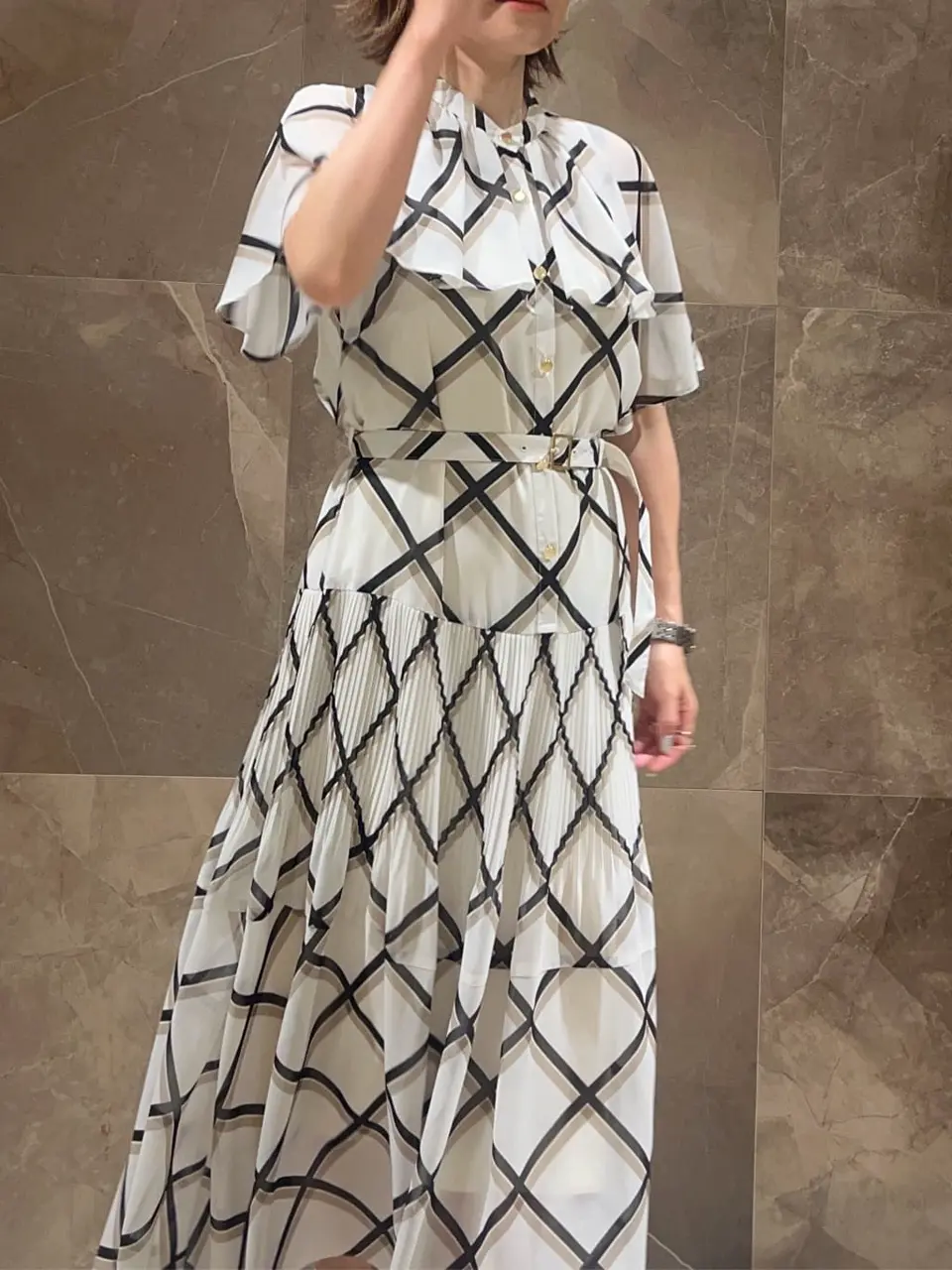 GRACE CONTINENTAL 穐山　香織 コーディネート画像