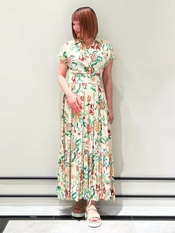 GRACE CONTINENTAL CHISAKO.S コーディネート画像