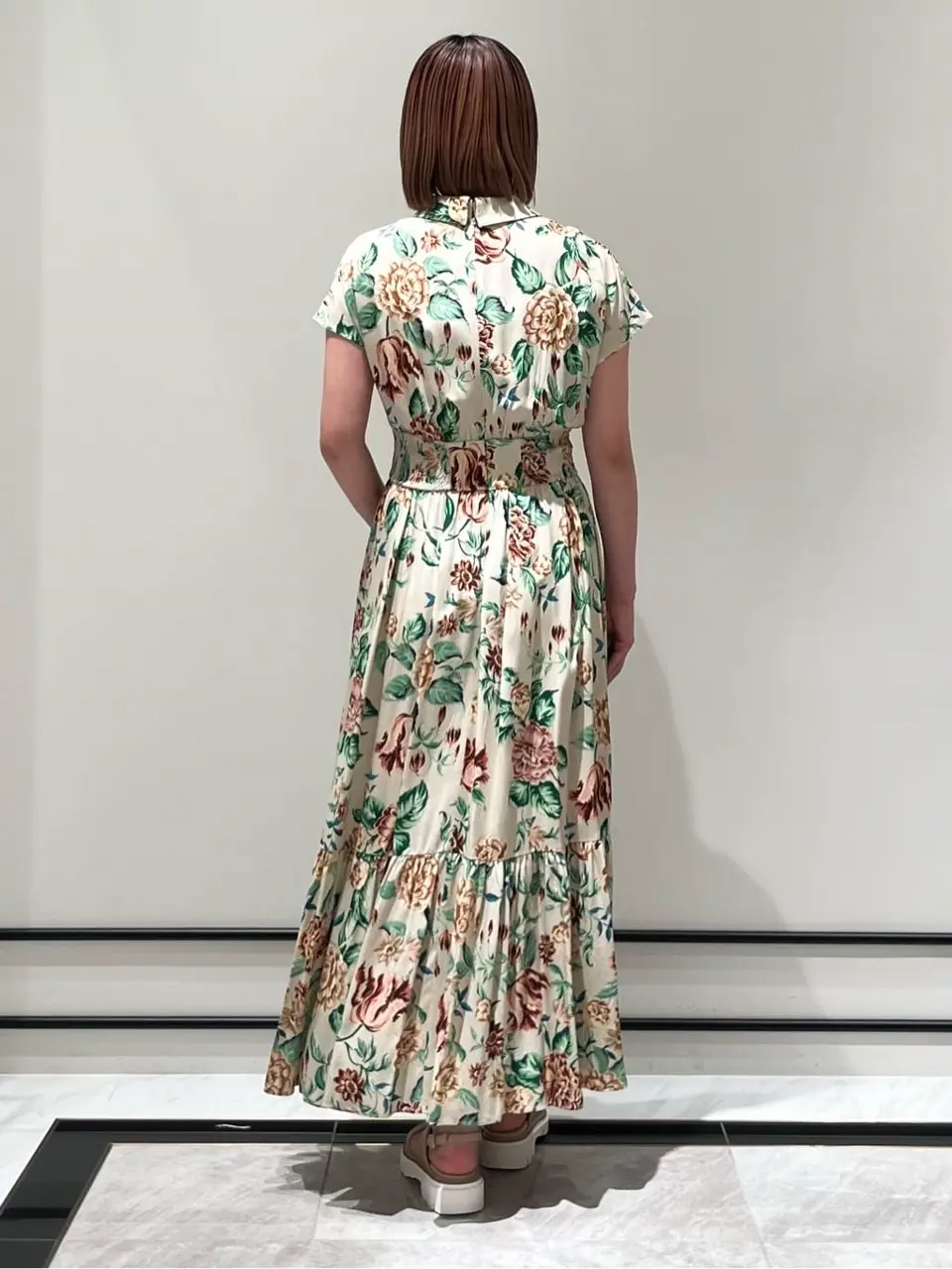 GRACE CONTINENTAL CHISAKO.S コーディネート画像