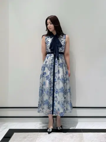 GRACE CONTINENTAL MOMOKO コーディネート画像