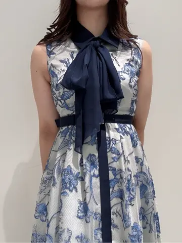 GRACE CONTINENTAL MOMOKO コーディネート画像