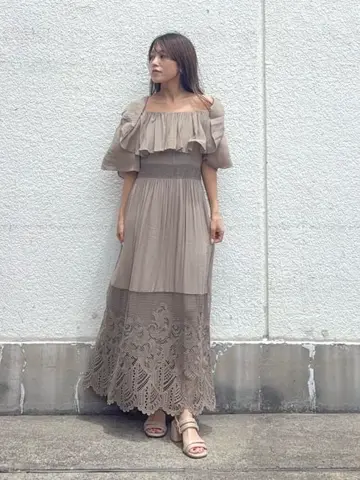 GRACE CONTINENTAL yukimi yonee コーディネート画像