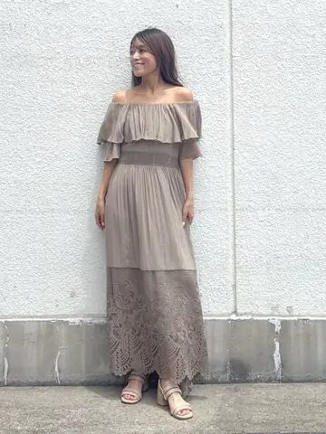 GRACE CONTINENTAL yukimi yonee コーディネート画像