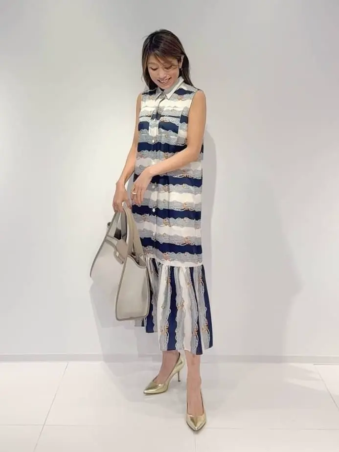 GRACE CONTINENTAL yukimi yonee コーディネート画像