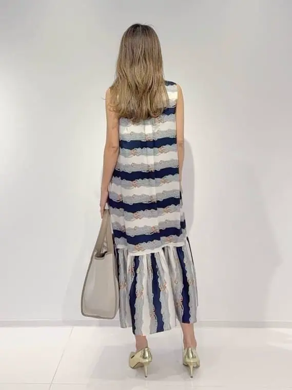 GRACE CONTINENTAL yukimi yonee コーディネート画像