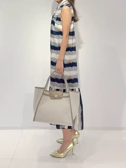 GRACE CONTINENTAL yukimi yonee コーディネート画像