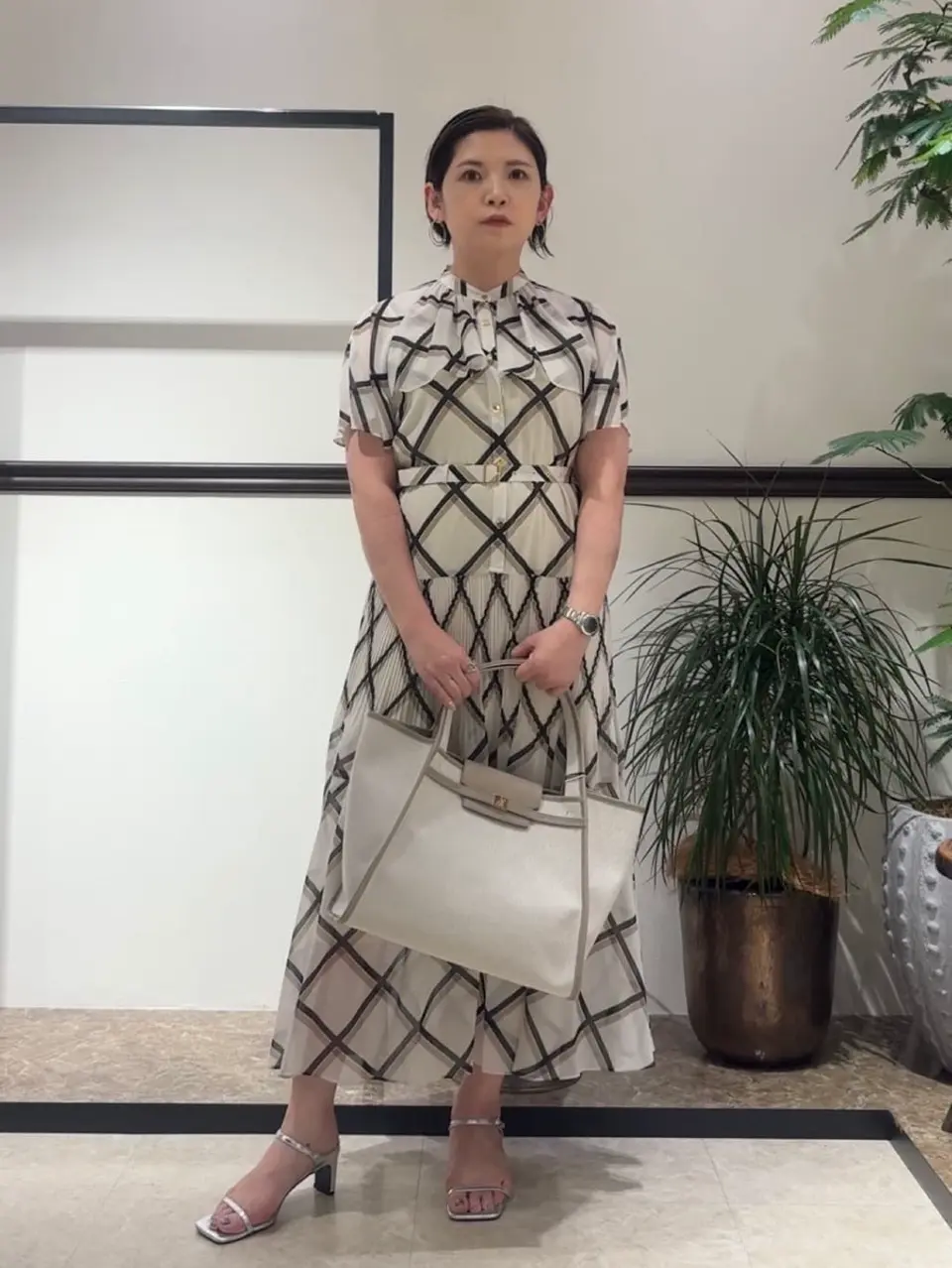 GRACE CONTINENTAL N.YURI コーディネート画像