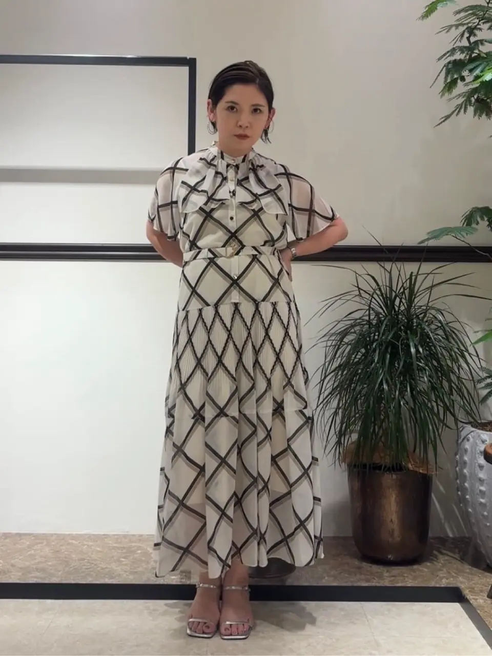 GRACE CONTINENTAL N.YURI コーディネート画像