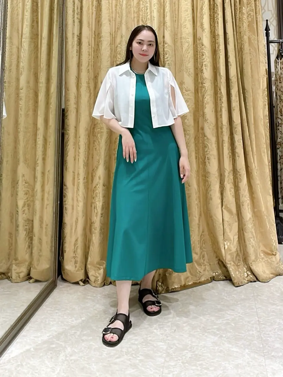 GRACE CONTINENTAL 泉　敦子 コーディネート画像