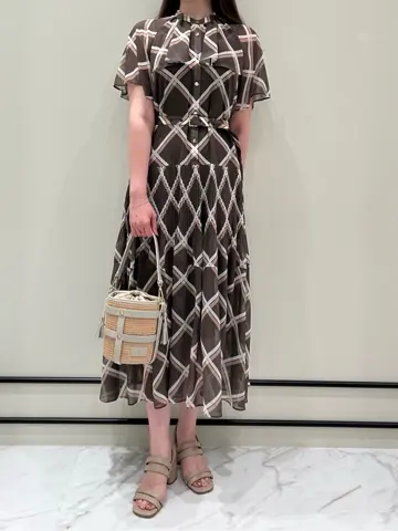 GRACE CONTINENTAL Taura コーディネート画像