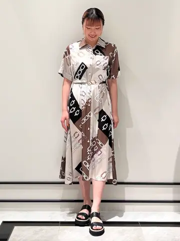 GRACE CONTINENTAL CHISAKO.S コーディネート画像