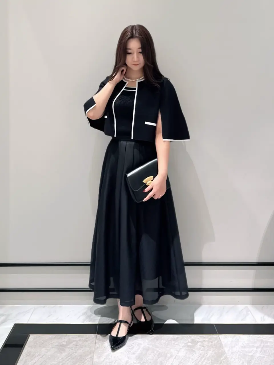 GRACE CONTINENTAL MOMOKO コーディネート画像