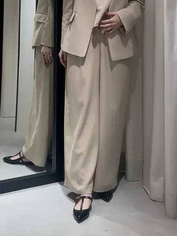 GRACE CONTINENTAL 端場　わかな コーディネート画像